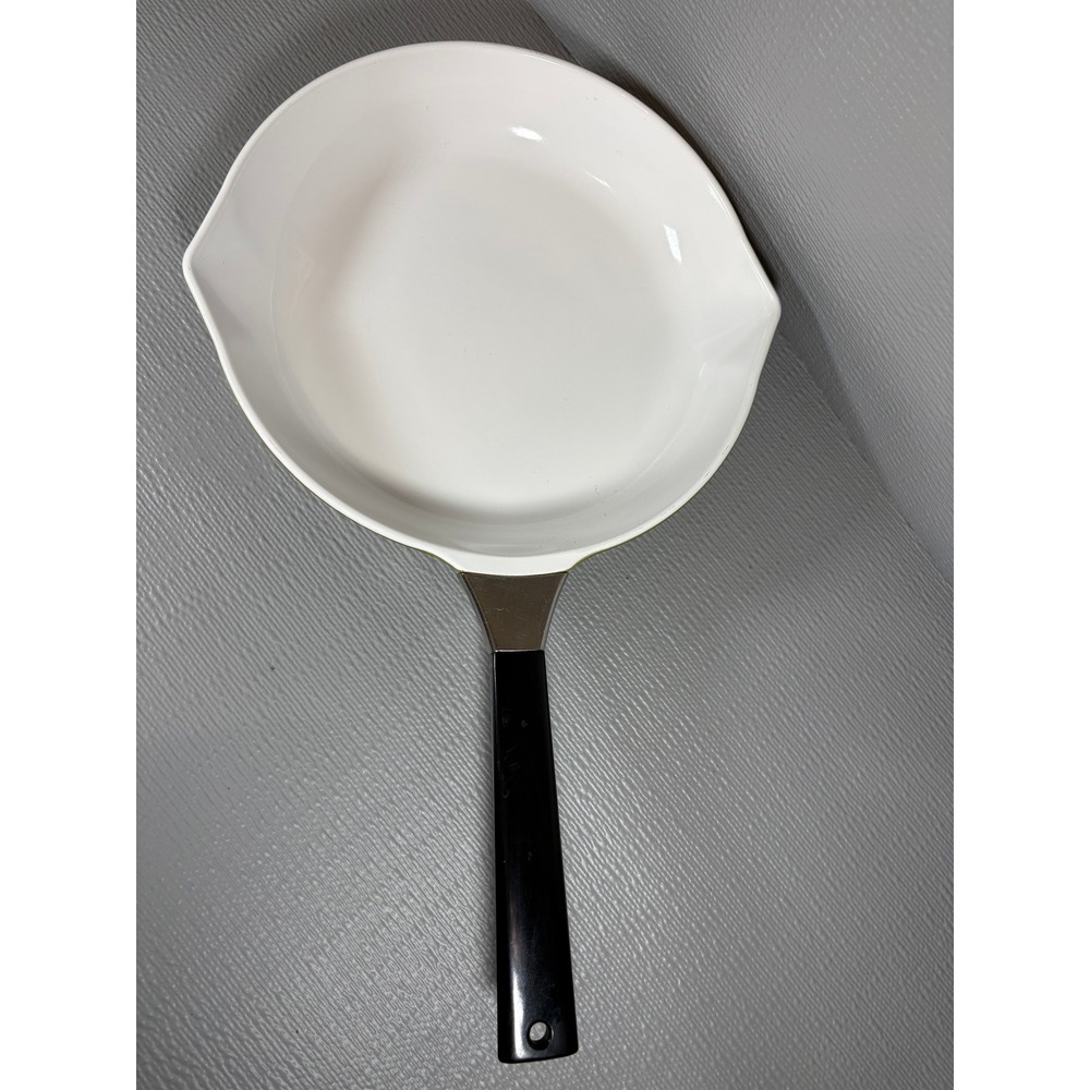 Vintage Corning Ware P-910-B 10 Inch Skillet Avocado Green Ceramic Frying Pan